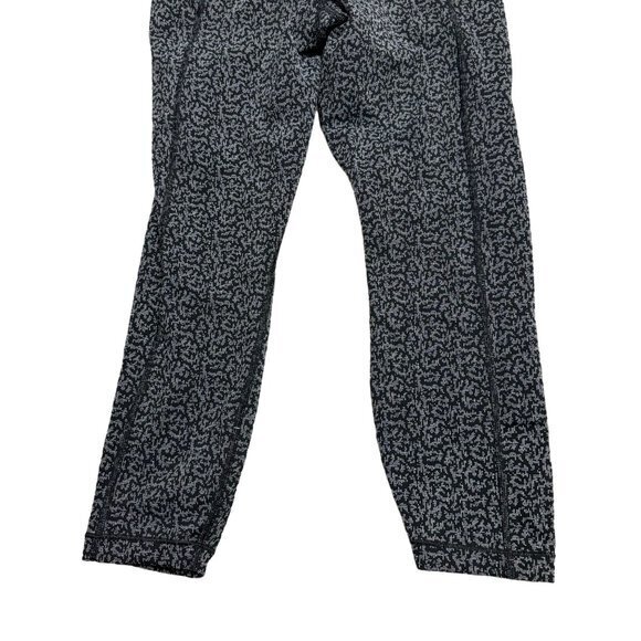 Athleta Women's Small Black Ultimate Stash Pocket Textured 7/8 Tight Leggings - Picture 8 of 9